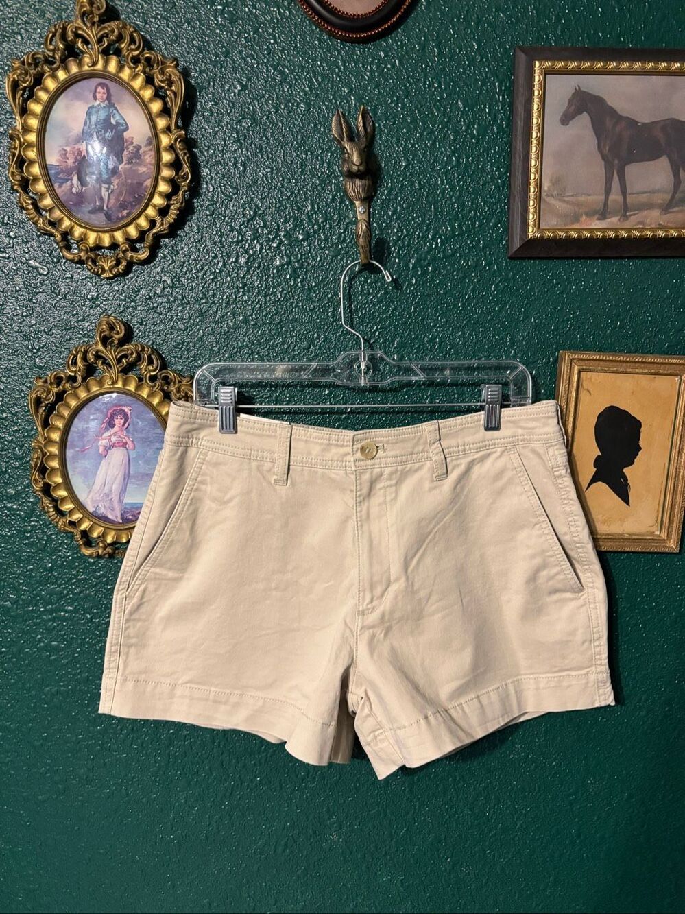 Banana Republic Khaki Chino Short Mid Rise NWT Sz 8